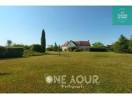 villa d'architecte 300m2 à champlay avec grand terrain