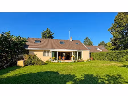 vente maison 7 pièces 150 m² à feucherolles (78810)  570 000 €