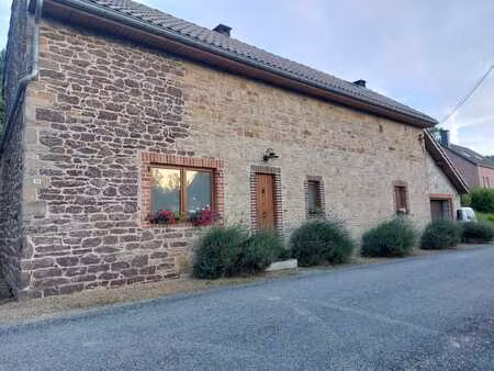 maison 4 ch. à gesves  pierres apparentes et poutres (47)