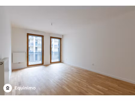 appartement 3 pièces de 64m2  au 2ème étage  avec balcon exp