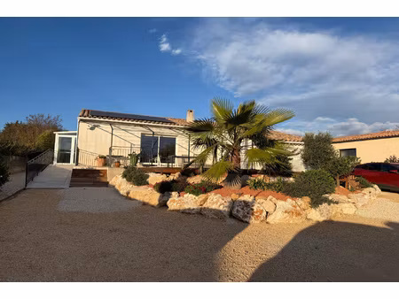 uzes est : villa plain pied 2015 rénovée en 2018 avec pisi