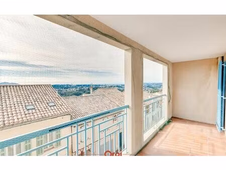 location appartement  m² t-3 à allauch  1 300 €