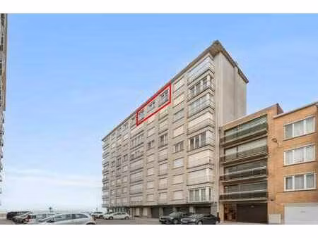 appartement à vendre avec vue latérale sur la mer à ostende