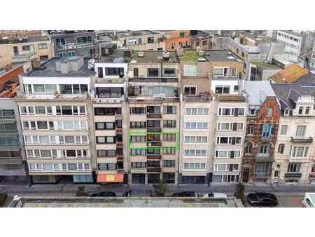 spacieux appartement 3 chambres (130 m² !) avec 2 terrasses…