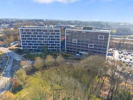1 188 m² bureaux prêts à l'emploi avec vue sur l'escaut ...