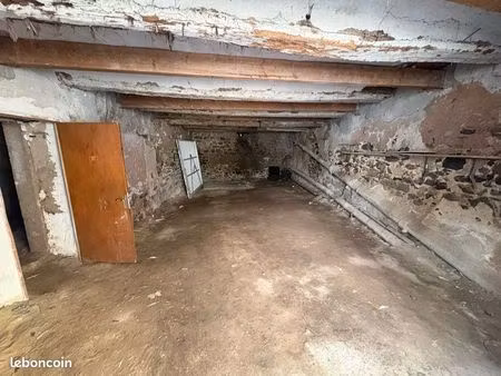 loue grand garage 55m2