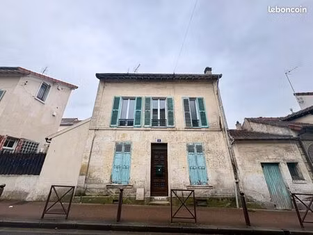 maison de ville 2 pièces 47 m²