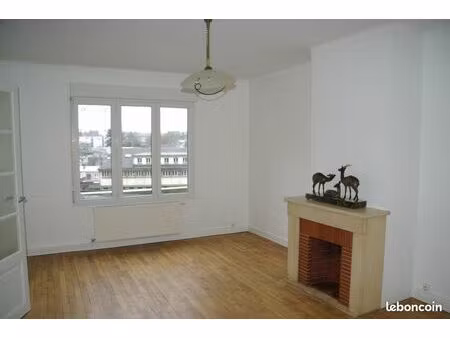 trois pieces saint -lo