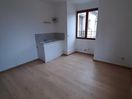 appartement f2 villeneuve sur yonne