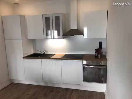 beau t3 centre avec parking