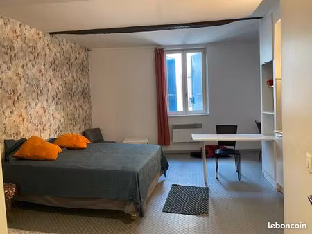 joli studio meublé centre de castres