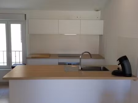 carpentras appartement p2 luxe