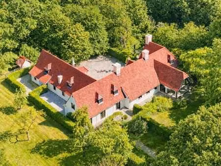 villa de caractère exclusive dans un parc résidentiel pre...