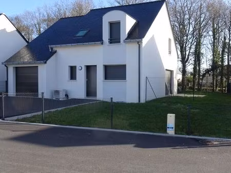 maison 96m2 avec garage camoel