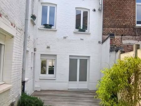 immeuble 239 m² perenchies