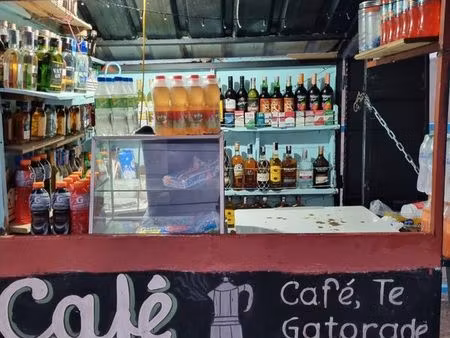 parking extérieur avec arceau   direct particulier