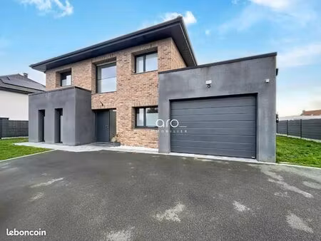 maison 8 pièces 191 m²