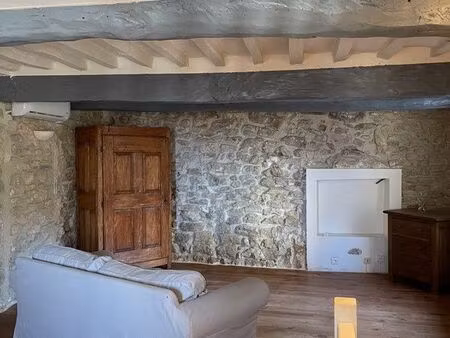 maison de village - clim - 2 chambres