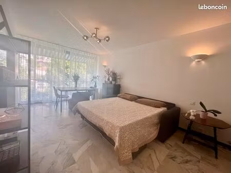 apparemment  2 pièces  56 m2  beaulieu sur mer