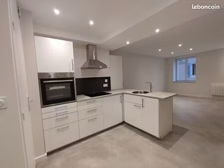 superbe t2 atypique neuf  proche centre ville voiron (à côté de la poste)