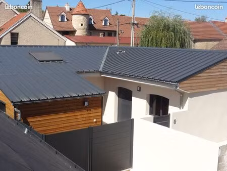 savigny le sec 8 km toison maison 3 pièces rénovée  meublée avec terrasse 30m²