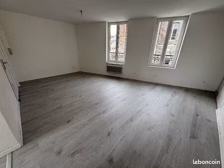 studio 2 pièces 29 m²