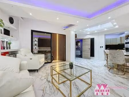 aalst: grotendeels gerenoveerde woning met 4 slpks mogeli...