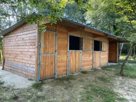box chevaux à louer