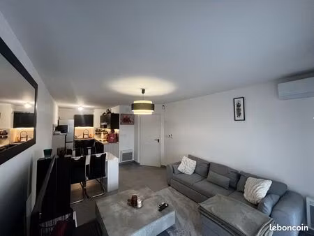 t2 43 m² avec terrasse – non meublé – clim réversible – montarnaud – 680 /mois