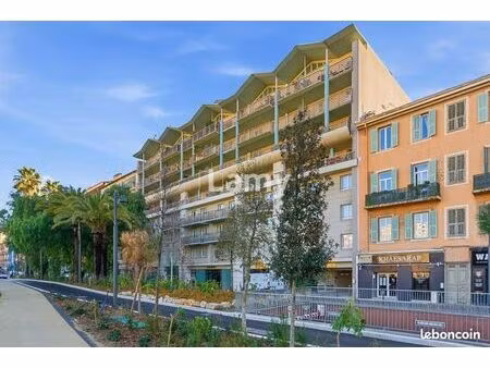 appartement 2 pièces 52 m²