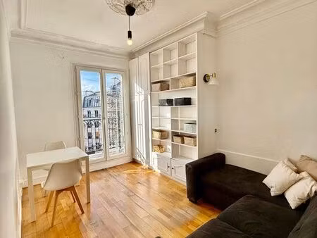 2 pièces lumineux – paris 10 – canal saint-martin/ gare de l'est