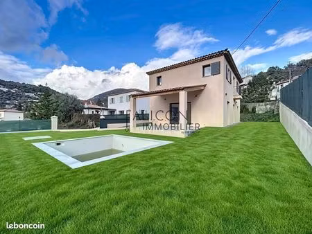 villa 5 pièces 166 m²