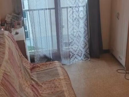 appartement t1 à paris 10