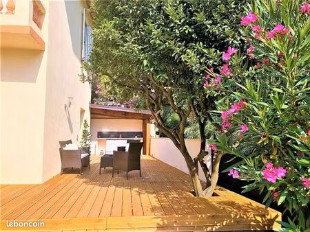 maison centre ville avec jardin