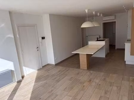 appartement à louer à maaseik € 875 (llix2) - | zimmo