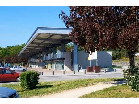 local commercial à louer