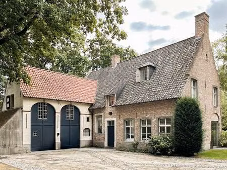 maison à louer à gentbrugge € 3.850 (lktic) - latem sotheby's international realty | zimmo