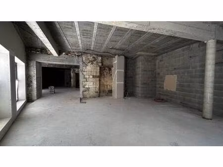 local commercial à louer