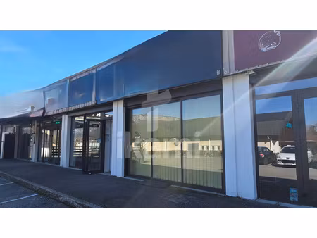 local professionnel bail à céder à proximité d'annecy (74)