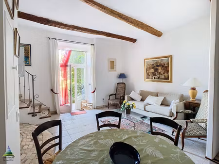 charmante maison dans un parc arboré