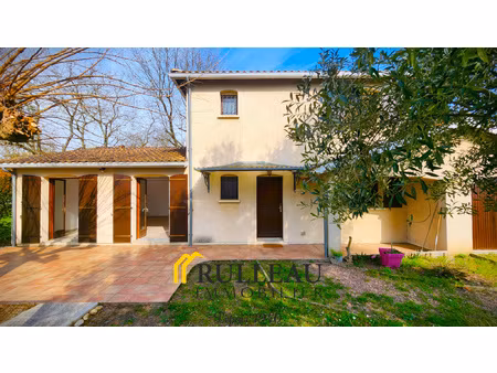 maison 123 m2 avec piscine  garage et grand terrain de 1600