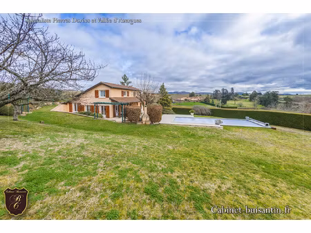 maison 170 m2 habitables avec vue dégagée sur terrain 2 260