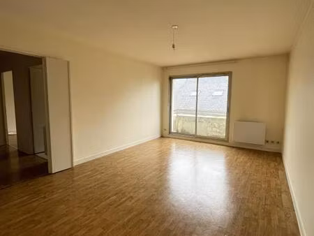 appartement t2 - quartier rond point de rennes - bc 1753