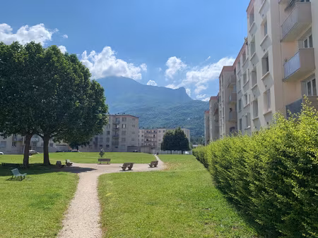 appartement t1 - sur parc - seyssinet