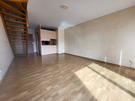 appartement t3 en duplex avec 3 balcons