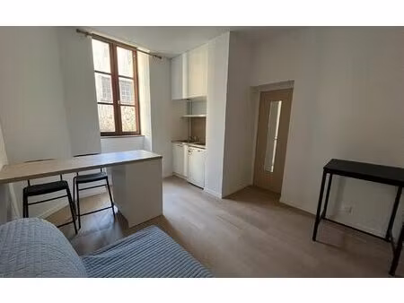 location appartement  19 m² t-1 à limoges  400 €