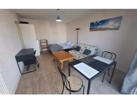 location appartement  30 m² t-1 à mont-de-marsan  353 €