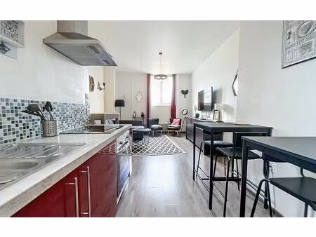 location appartement  m² t-1 à reims  550 €