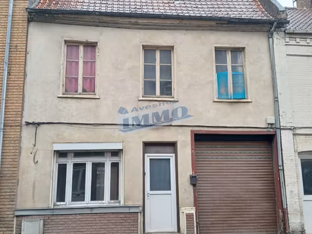 maison de ville à auxi le château