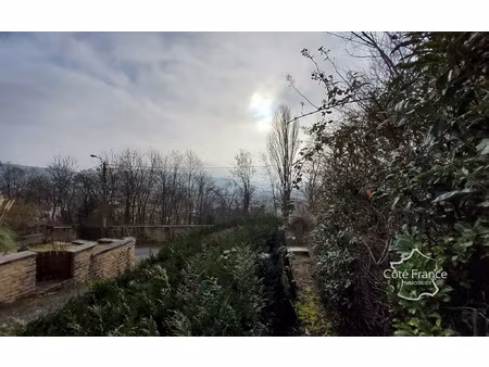 08 charleville. maison 4 chambres.